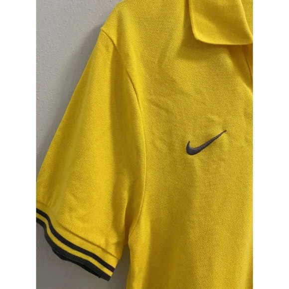 NIKE FCB BARCELONA YELLOWPOLO - MENS SMALL- PERFECT CONDITION- NEW NO TAG - Picture 8 of 10